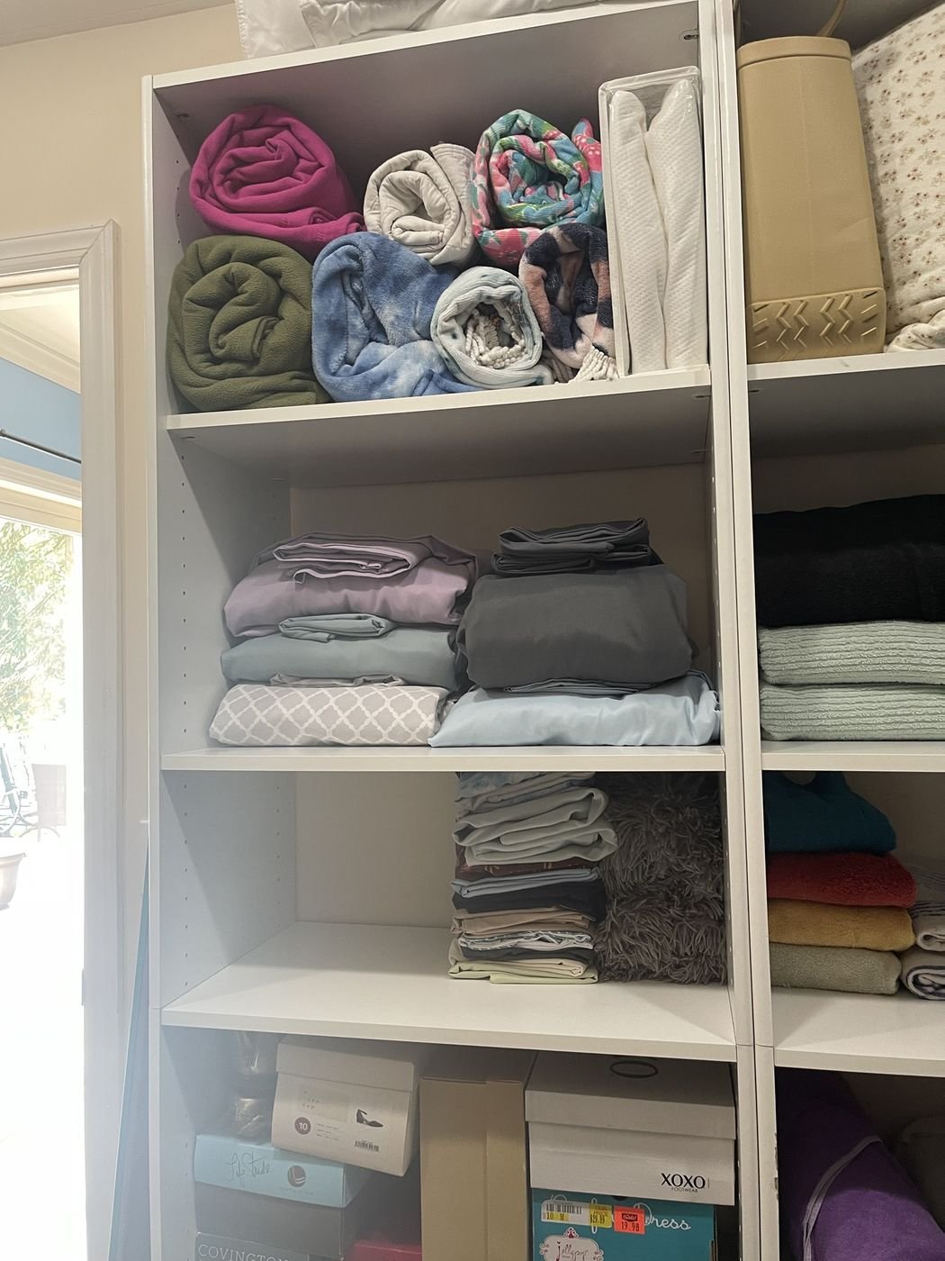 Sheets and blankets organized